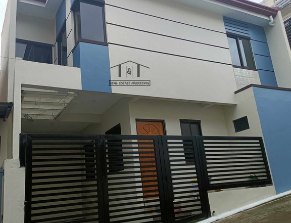 TWO-STOREY SINGLE ATTACHED HOUSE AND LOT FOR SALE IN CALOOCAN CITY