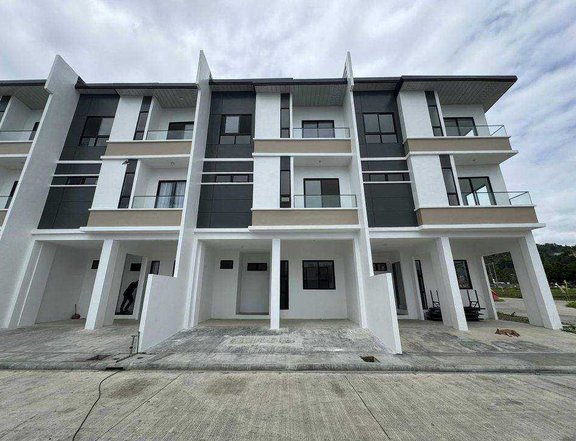 3BR Townhouse for sale in Talamban Cebu City