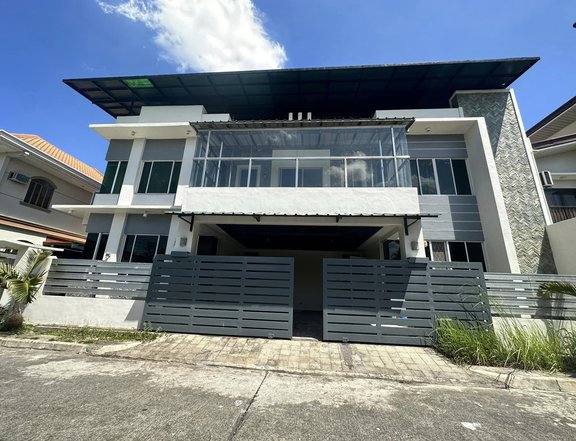 4-bedroom House For Sale in a Secured Subd. in Angeles Pampanga
