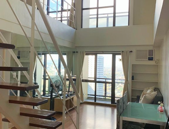Luxurious Loft-Type Two Bedrooms in Grand Soho Makati For sale