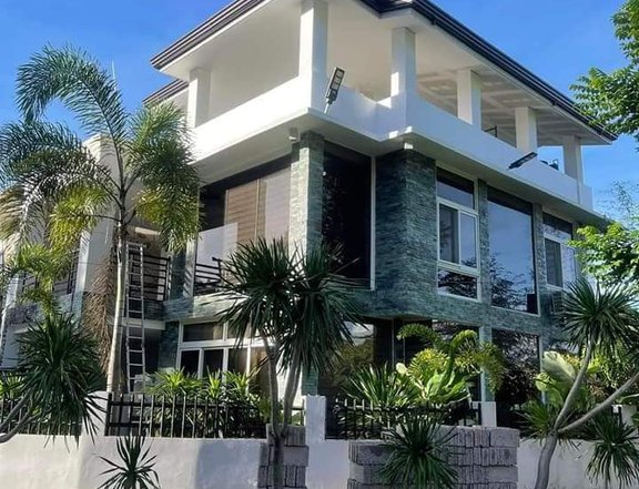 5 Bedrooms House and Lot For sale in Kishanta, Talisay City, Cebu