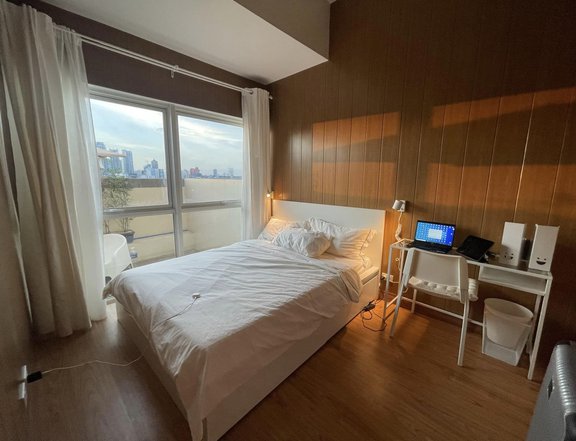 Fully Furnished 1-BR condo for Rent in Times Square West BGC