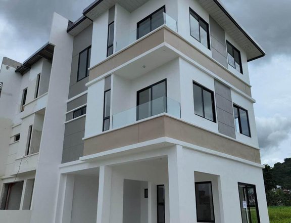 3-Storey 3-bedroom Townhouse in Acropolis Subdivision, Talamban, Cebu City thru bank or Pag ibig