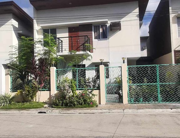 4-bedroom Single Attached House For Rent in Minglanilla Cebu