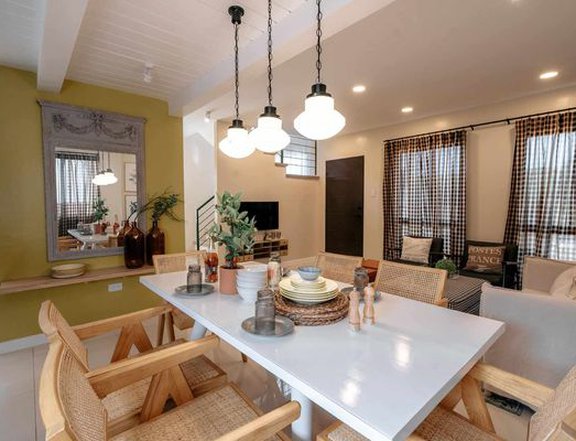 4-bedroom Single Detached House For Sale in Batangas City in Phirst Park