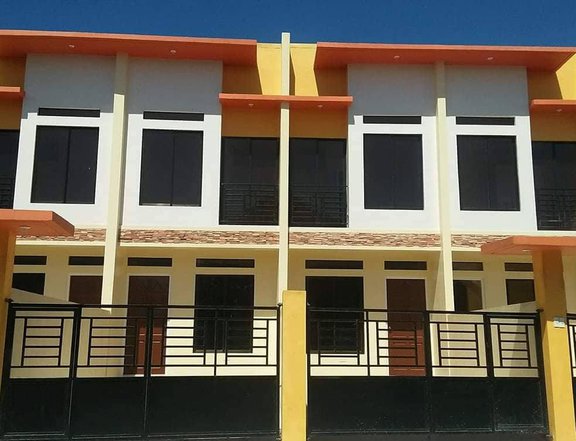 Affordable 2BR Townhouse For Sale in Pamplona Park Subd Las Pinas