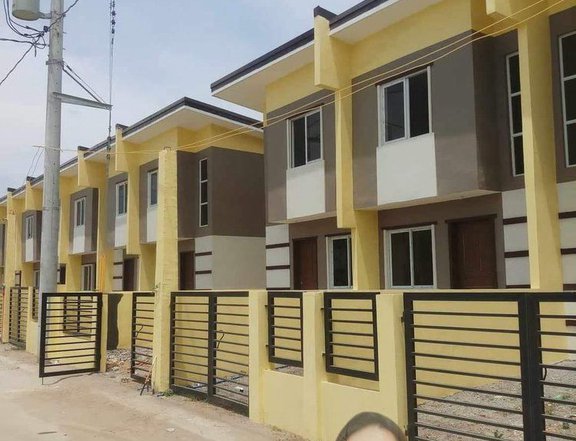 Tagaytay weather! 2-storey Townhouse for sale in Cabuco Trece Martires