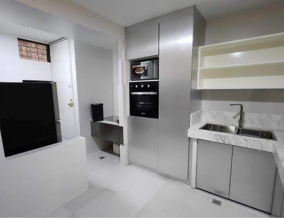 Furnished & Interiored 3 Bedroom Condo Flats with parking in Makati Bel-Air Apt in Poblacion, Makati