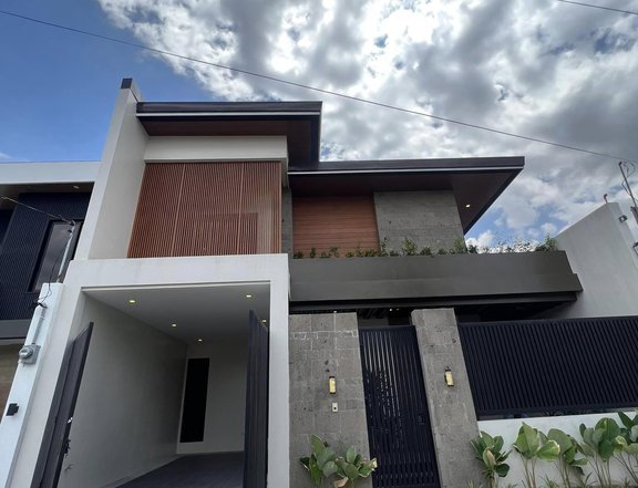 Brand New Modern Contemporary House and Lot