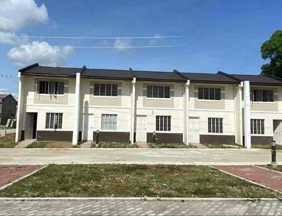 Discounted 2-bedroom Townhouse Rent-to-own thru Pag-IBIG in Lipa