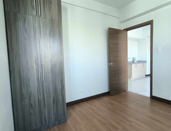 2br condo in pasay quantum residences pre selling near arellano pasay