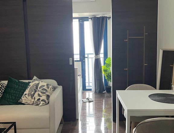 26.35 sqm 1-bedroom Condo For Sale in Makati Metro Manila