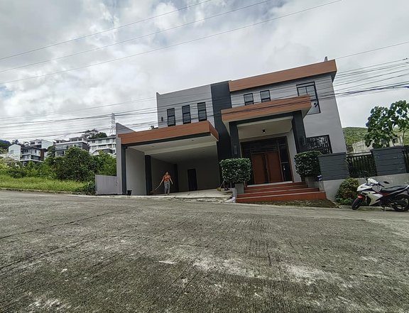 4 Bedroom Overlooking House for Sale in South Hills Labangon Cebu City