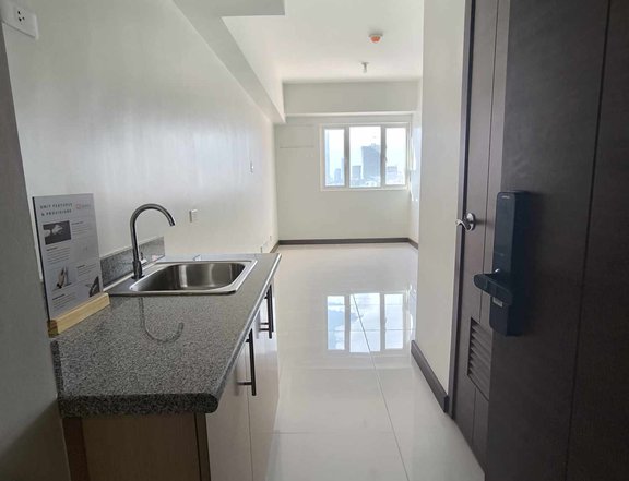 For sale condominium in pasay edsa lrt