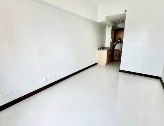 1 Bedroom condo for sale in Pasay near Harrison Cartimar Libertad Buendia Taft