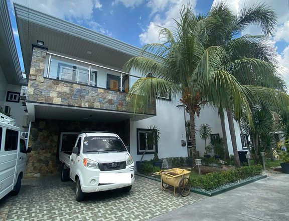 4-bedroom House For Rent in Angeles Pampanga