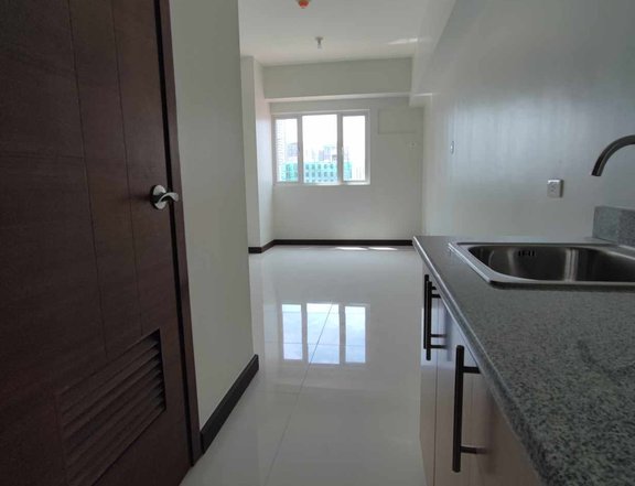 Condominium in taft pasay ready for occupancy buendia leveriza