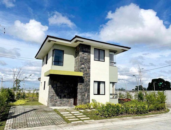 3BR House and Lot in NUVALI Laguna at Southdale Settings for Sale