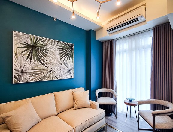 Pre-Owned 100.00 sqm 3-bedroom Residential Condo For Sale in Central Park West - BGC Taguig