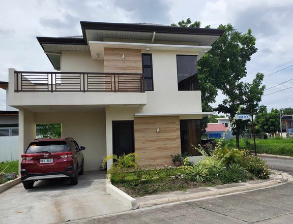 MODERN HOUSE FOR RENT IN DAU, MABALACAT, PAMPANGA NEAR NLEX