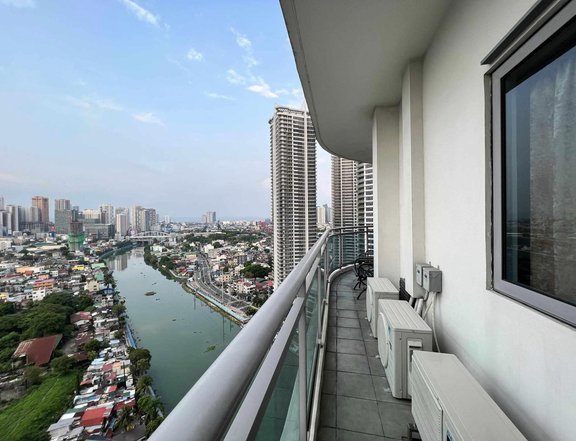2br condo unit for RENT in Mandalulyong near Poblacion Makati, Century