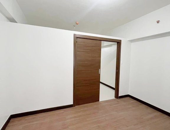 Preselling 1 Bedroom with balcony residential condo in Pasay