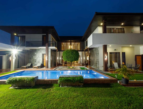 4 BEDROOM LUXURY HOUSE AND LOT FOR SALE in a secured subdivision in Tarlac City near SM Tarlac