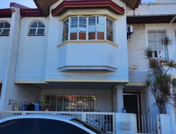 BIG 3-BR HOUSE FOR SALE IN ELYSIUM BF HOMES PARANAQUE (Secured, Quiet Village)