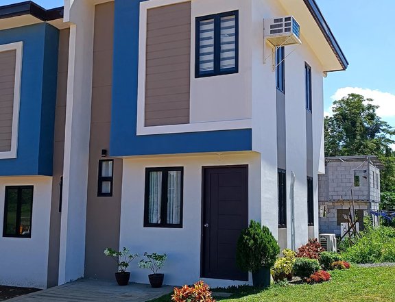 Fresh Townhouse For Sale in Lumbia Cagayan De Oro Mis. Or. (La Aldea)