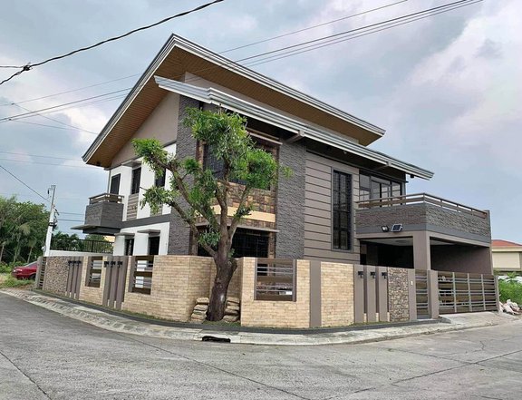 House for Sale in Santa Rosa Laguna