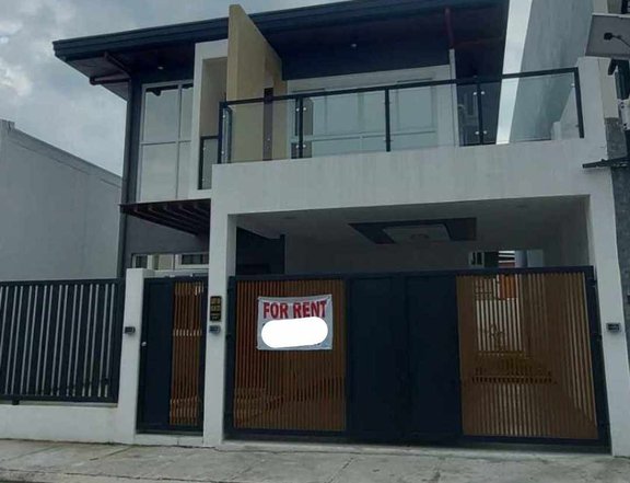 MODERN HOUSE FOR RENT IN ENCLAVE ANGELES CITY, PAMPANGA SUBDIVISION LOCATED ALONG HIGHWAY ONLY