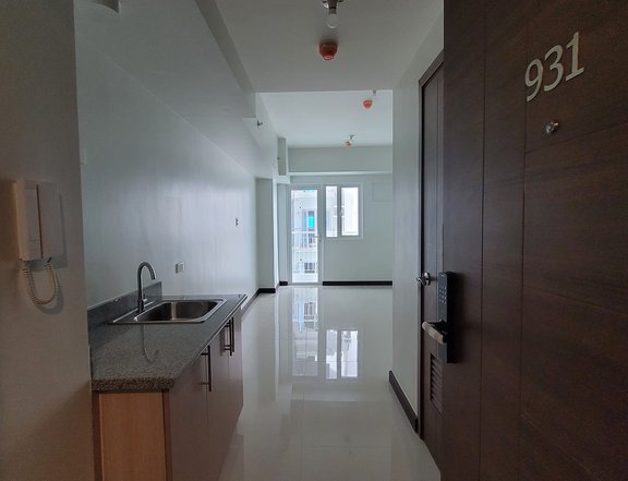 Ready for occupancy condo in Pasay near Makati CBD