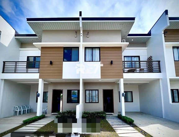 TAWNY MODEL 3 Bedroom Townhouse in Mabalacat Pampanga