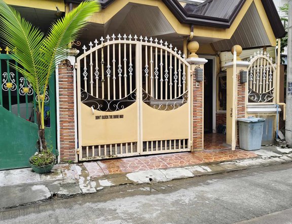 For Sale: House and Lot at Lancaster Imus Cavite