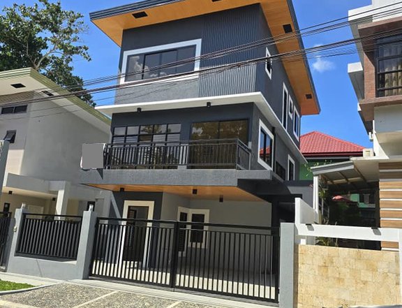 Brand New 5-bedroom House Facing Park For Sale in Xavier Estate Cagayan De Oro