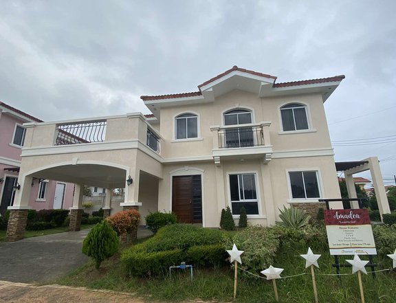 RFO 5-bedroom Amadea House and Lot For Sale in Suntrust Verona, Silang Cavite