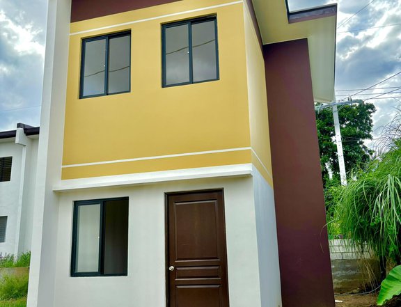 Serene Single-Attached House in San Pablo