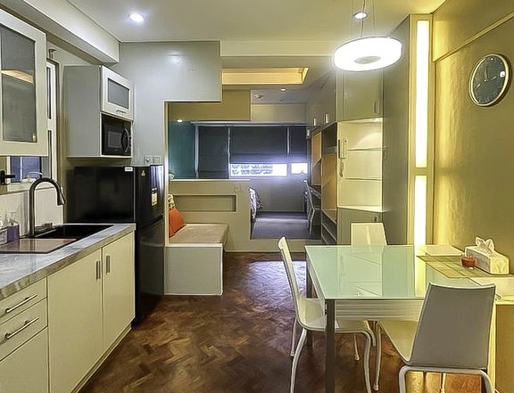 Makati City, Studio Type Condo for Rent in The Columns Makati