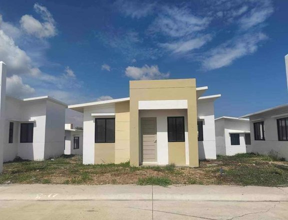 2-bedroom Single Detached House For Sale in Tanza Cavite