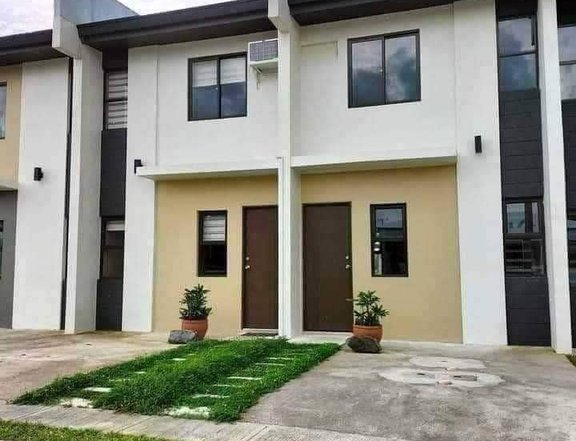 SINGLE ATTACHED HOUSE AND LOT END UNIT FOR SALE IN TRECE AMAIA MARTIRES NEAR MALL AND HOSPITALS