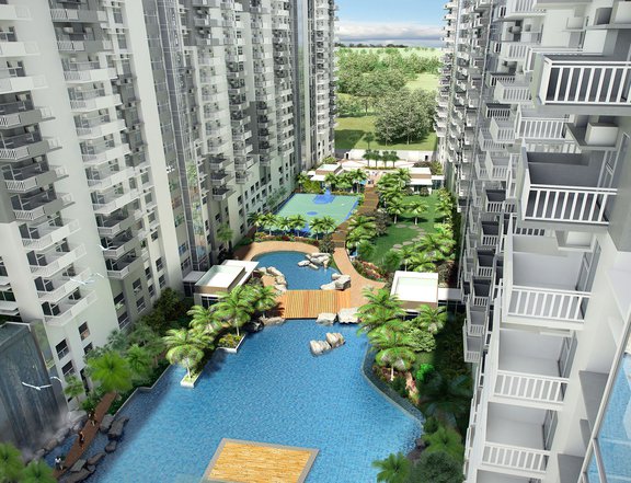 3-BR, Bi-Level Penthouse with Parking Slot