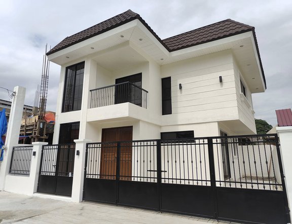 Modern Single Attached House and Lot for sale near San Beda College Taytay Rizal Flood Free