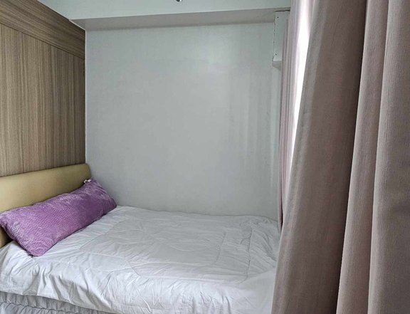 Fully Furnished 1 Bedroom Residential Condo for Rent near Mall of Asia