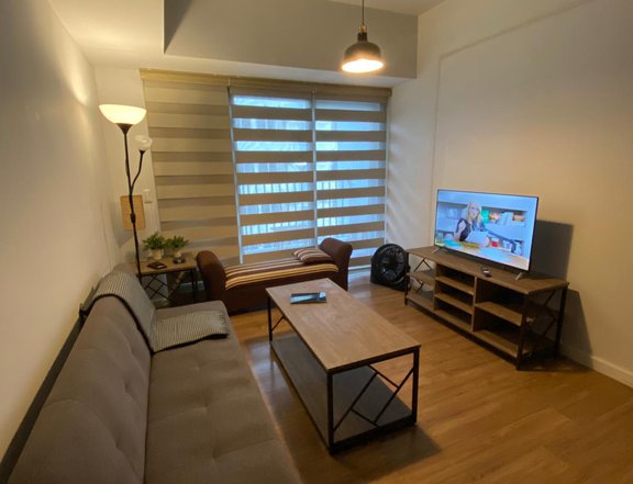 For Lease & For Sale!!  1 bedroom Fully furnished in One Maridien, BGC (Negotiable)