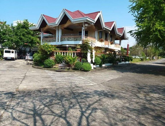 2-Storey Beach House at Urbiztondo, San Juan, La Union