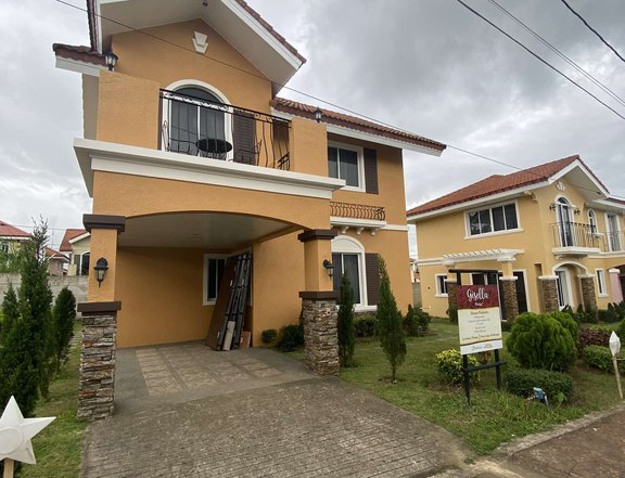 Ready For Occupancy 4-bedroom Gisella House and Lot For Sale in Suntrust Verona, Silang Cavite