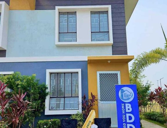 Ready For Occupancy 2-bedroom Townhouse For Sale in Naic Cavite