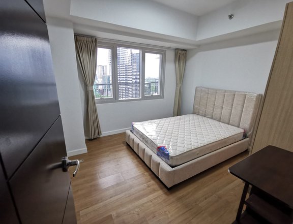 2 Bedroom Unit for Rent in Two Maridien BGC Taguig City