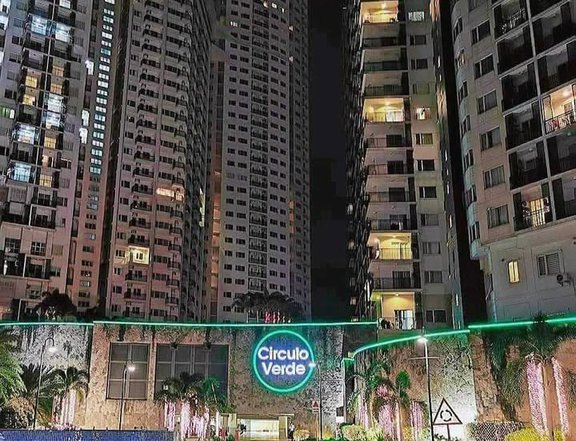 RFO 70.00 sqm 2-bedroom Residential Condo w/ Parking For Sale in Circulo Verde