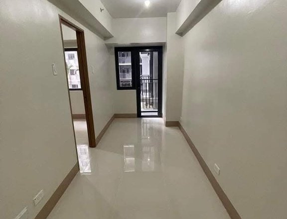 RFO 33.21 sqm 1-bedroom Residential Condo For Sale in Pasay - SMDC SHORE II